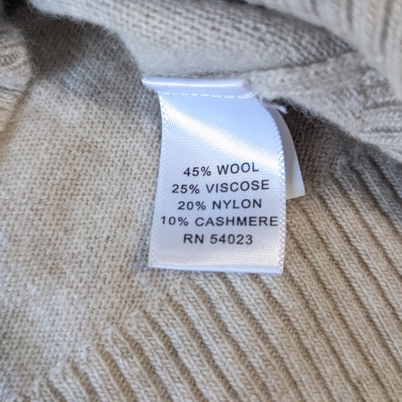 Banana Republic Luxury Cashmere Wool Blend Sweater - Picture 6 of 9